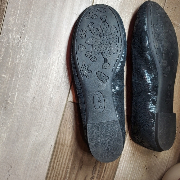b.o.c. black floral lace pattern leather women's ballet flats size 7/38 euc - Picture 13 of 16